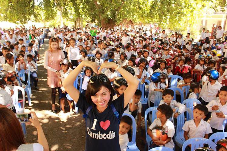 カンボジアのこどもの日は6月1日。とある小学校にてチャリティーイベント開催【カンボジア生活】